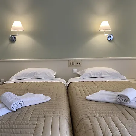 La Calma Hotel 2*