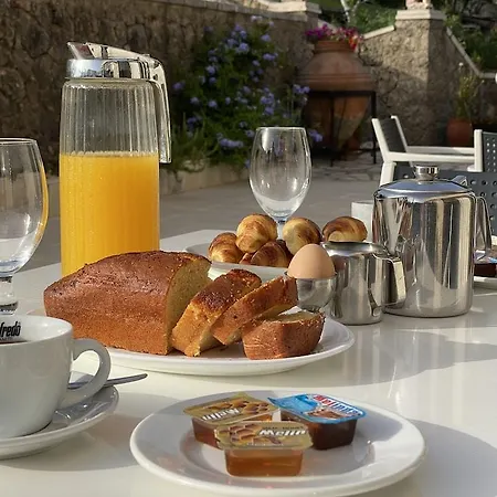Hotel La Calma Dassia (Corfu)