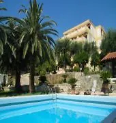 La Calma 2* Dassia (Corfu)