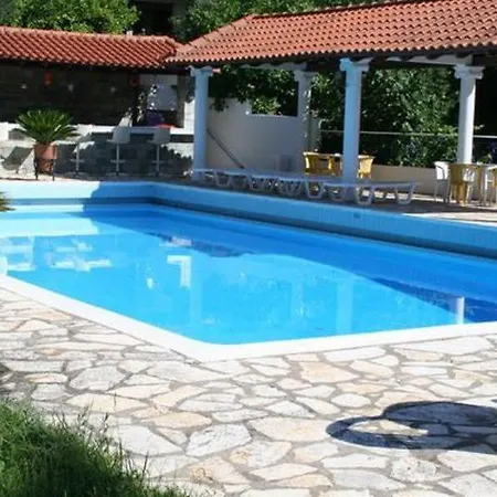 La Calma Hotel 2*
