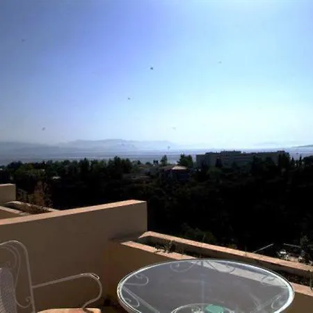 La Calma 2* Dassia (Corfu)