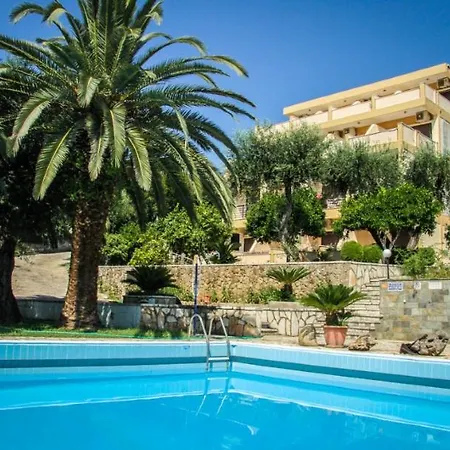 Hotel La Calma 2*