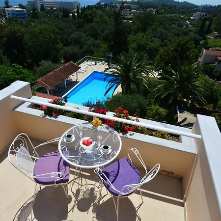 La Calma Hotel