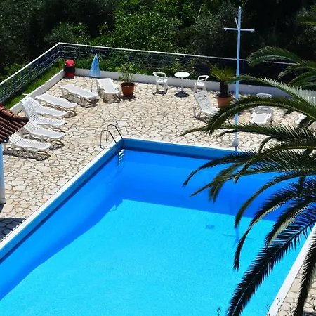 La Calma 2* Dassia (Corfu)