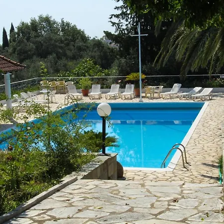 La Calma Hotel 2*